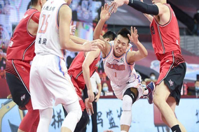 哈兰德谢尔基建功哈弗茨破门 曼城2-1阿森纳